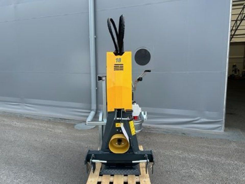 Uniforest Titanium 18CD+E Zapfwelle Elektro