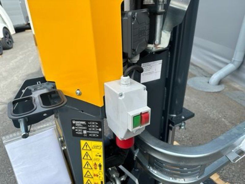 Uniforest Titanium 18CD+E Zapfwelle Elektro