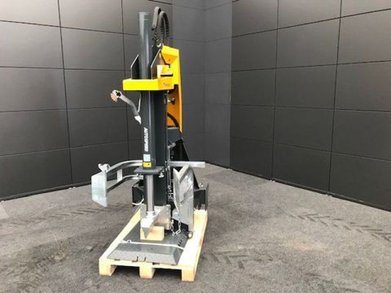 Uniforest Titanium 23CD Zapfwelle 21to