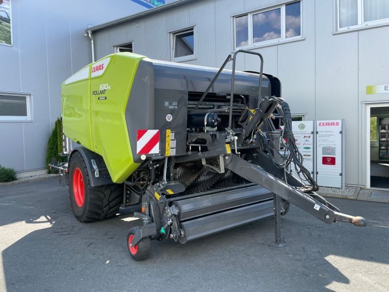 Claas ROLLANT 630 RC UNIWRAP