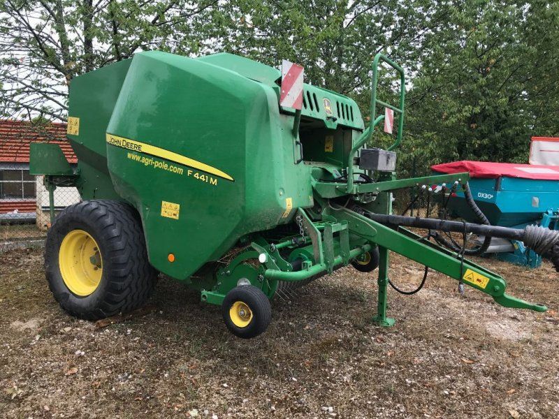 John Deere F 441 M