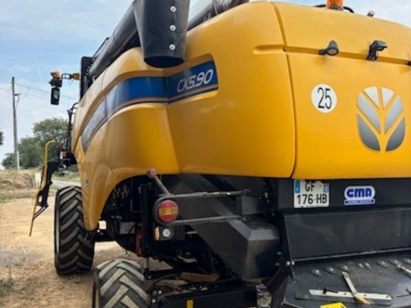 New Holland CX 5090 ETROITE HILLSIDE