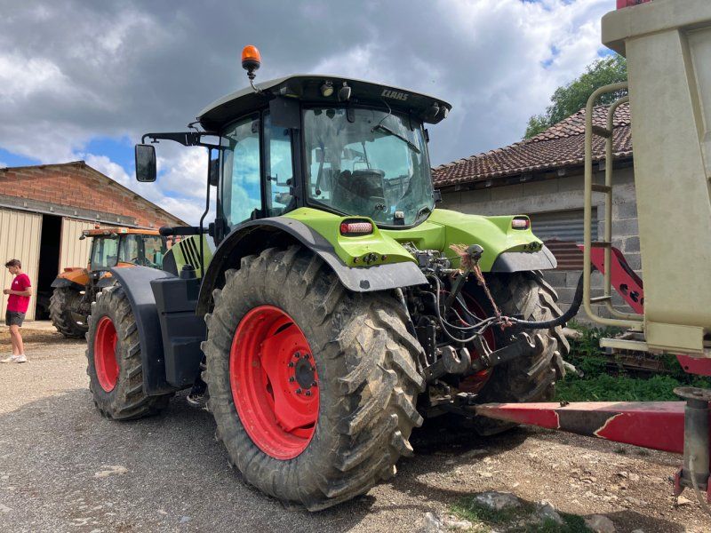 Claas ARION 640
