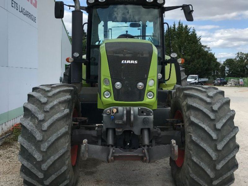Claas AXION 820