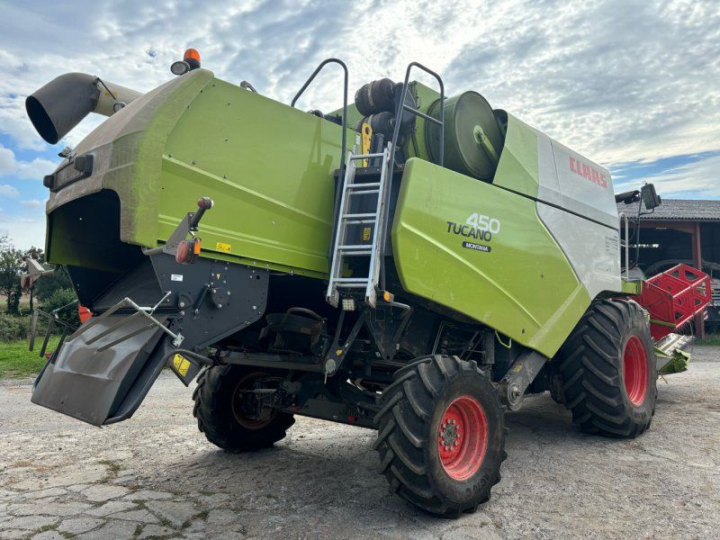 Claas TUCANO 450