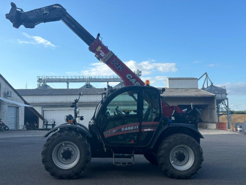 Case IH FARMLIFT 742