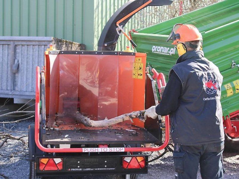 Pronar Holzhäcksler MR-15 Anhänger bis 15 cm Holzdurchmesser