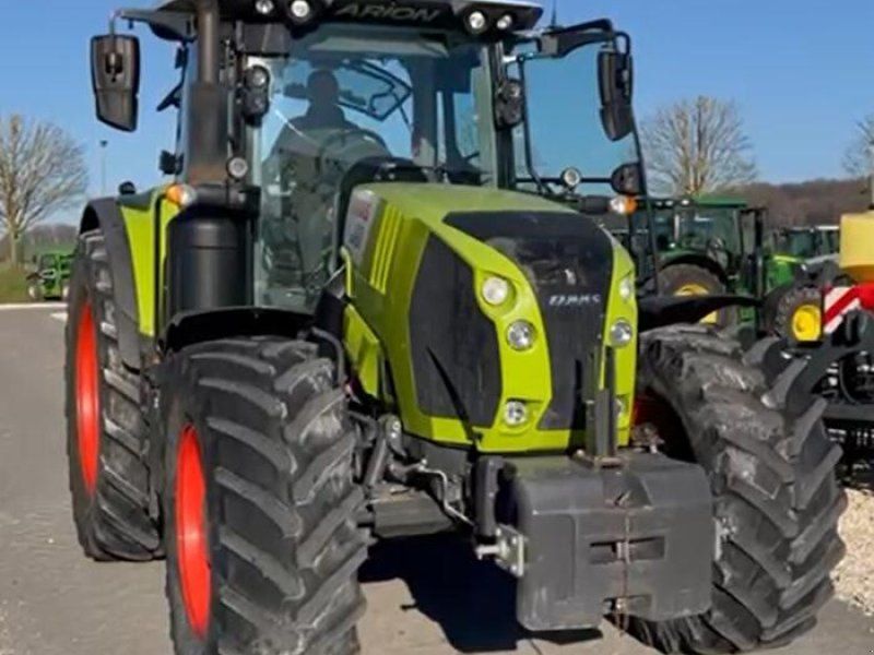 Claas Arion 650