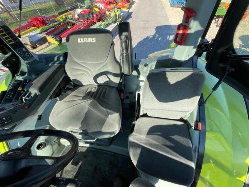 Claas Arion 650