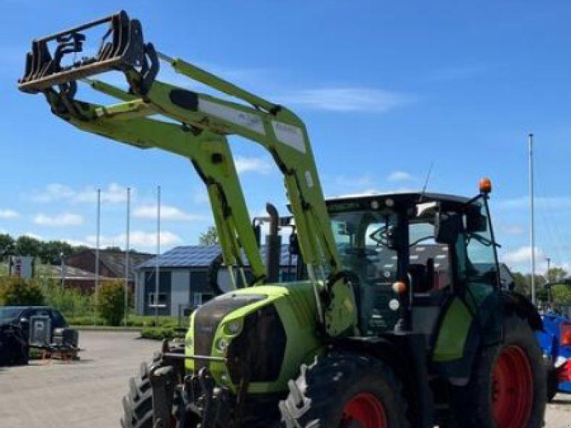 Claas Arion 650