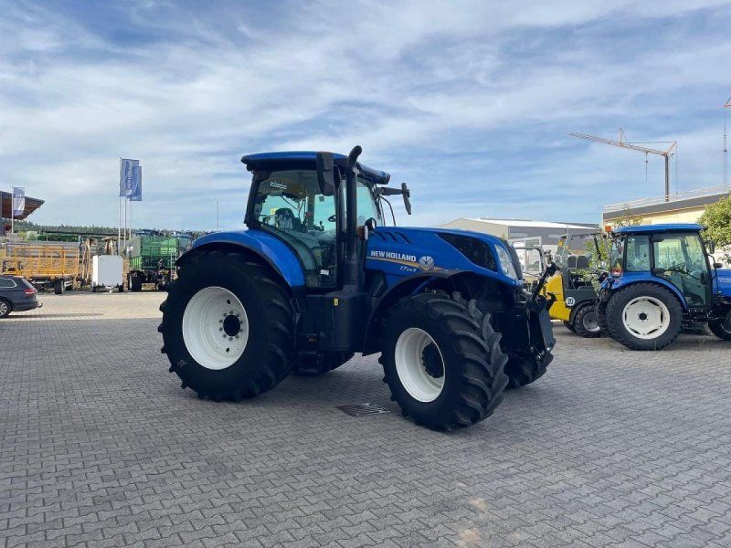 New Holland T 7.215 S PC