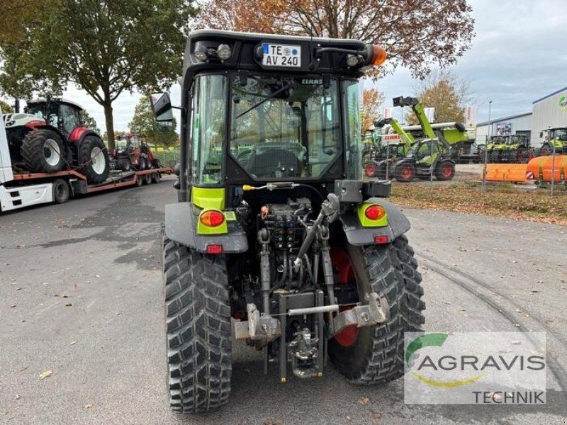 Claas NEXOS 240 L