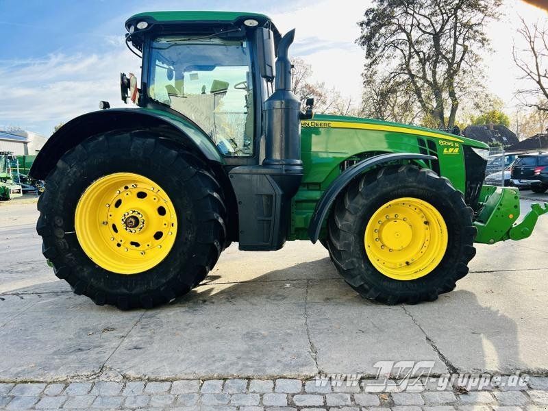 John Deere 8295R