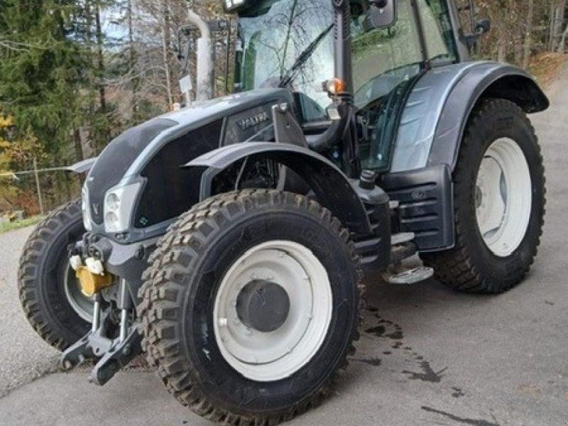 Valtra N 163
