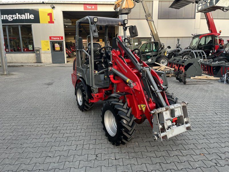 Weidemann 1350CX45 mit Mösl- nahme 30Km/h