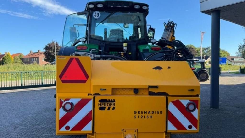 John Deere 6r.230 + Herder MBK512LSH maaiarm 6 R