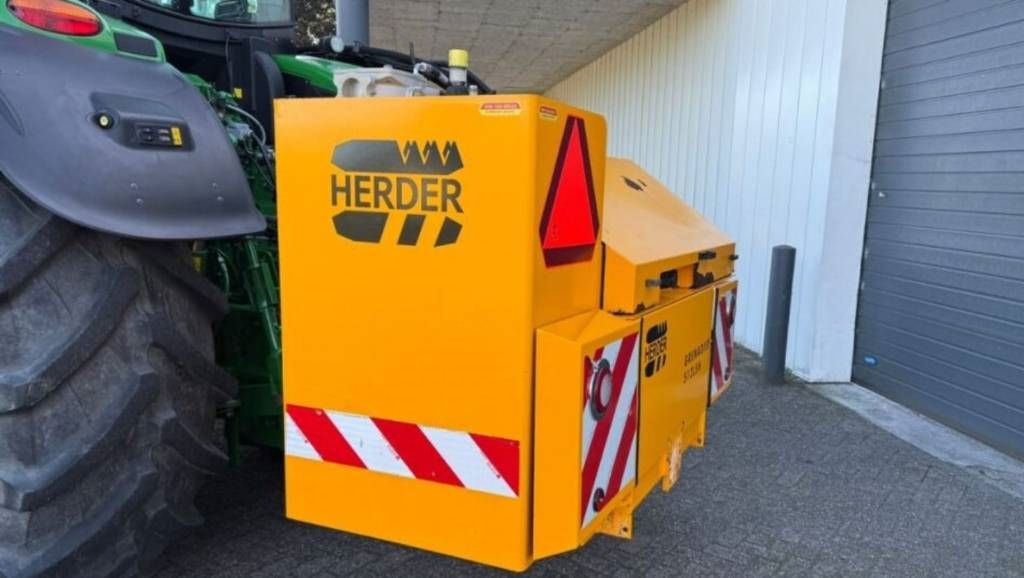 John Deere 6r.230 + Herder MBK512LSH maaiarm 6 R