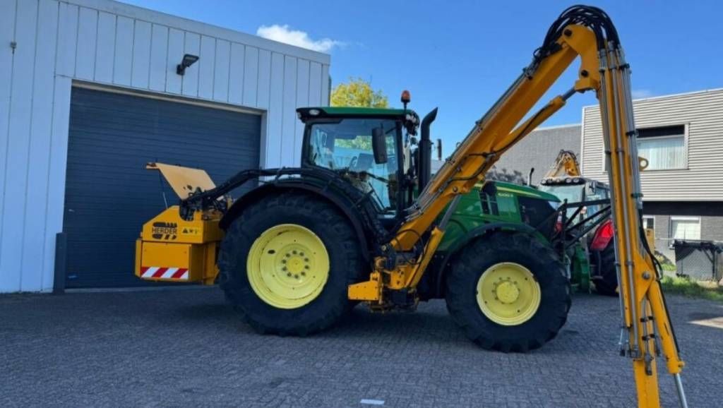 John Deere 6r.230 + Herder MBK512LSH maaiarm 6 R