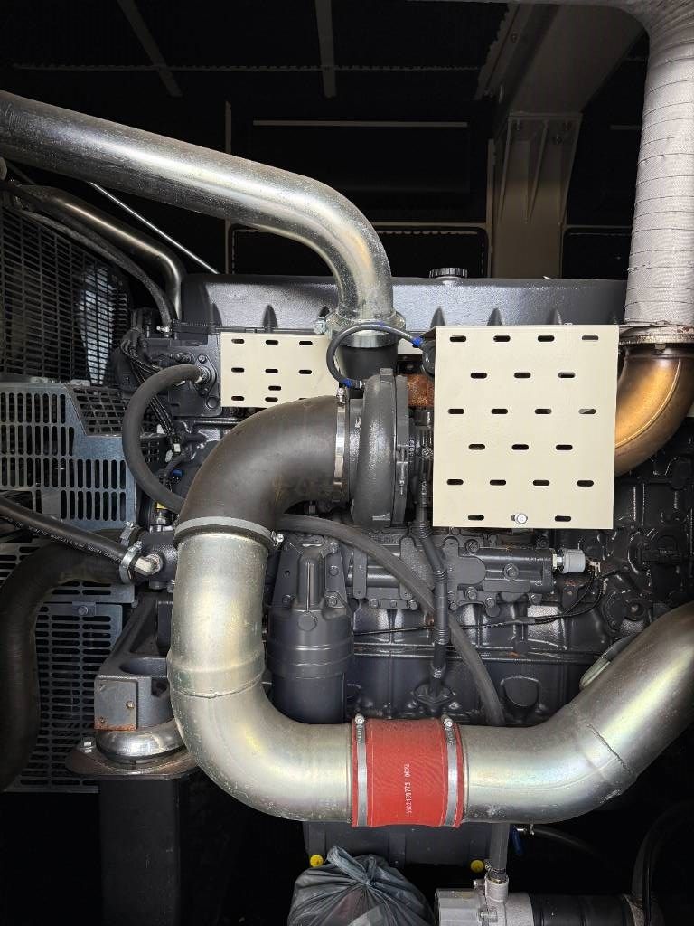Iveco CR16TE1W - 660 kVA Surplus Genset - DPX-19798