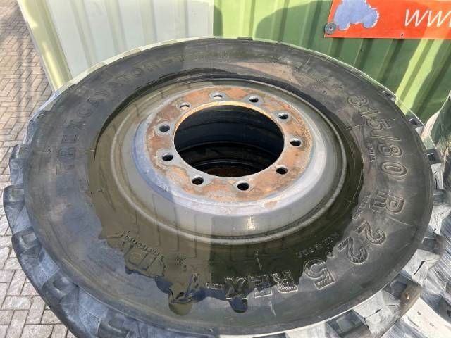 Trexcavator Banden 315/80 R 22.5