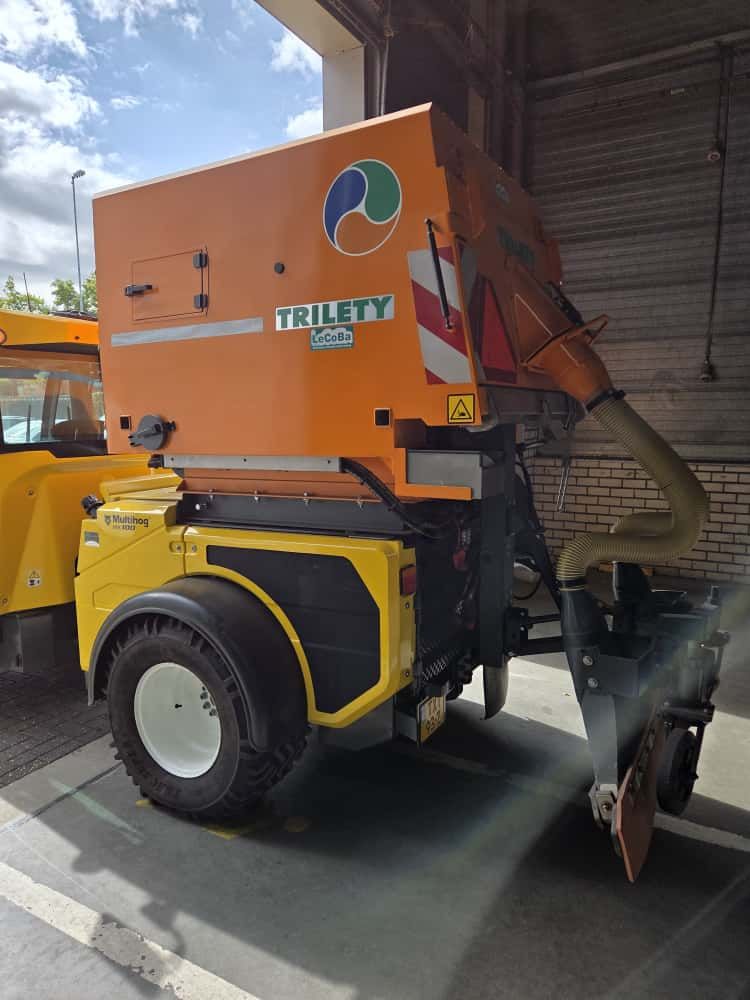 Multihog MX100, incl. hefmast en aanbouwdelen