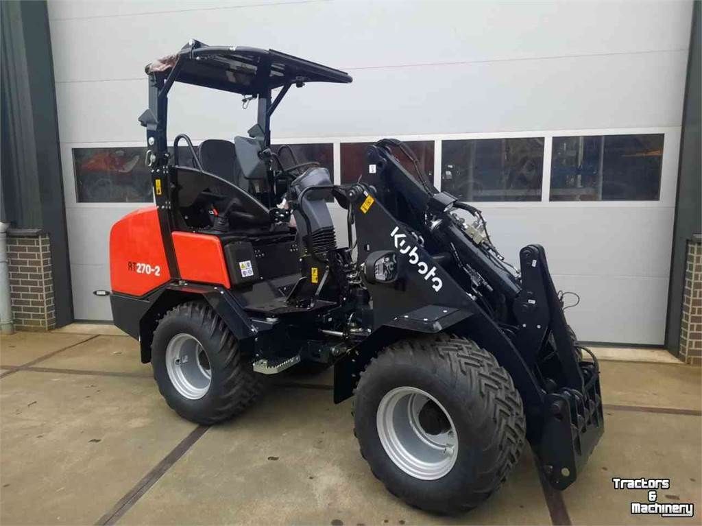 Kubota RT 270-2 shovel