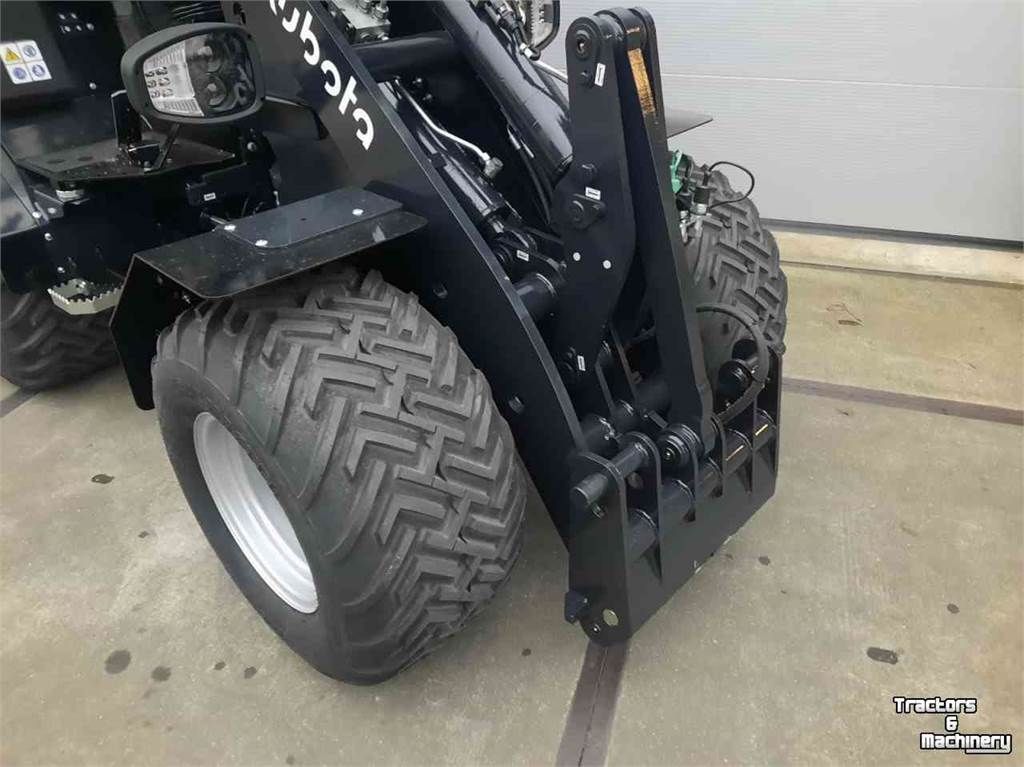 Kubota RT 270-2 shovel