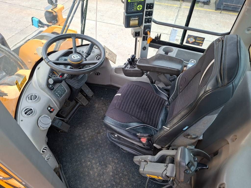 Volvo L 150 H (New Tyres)