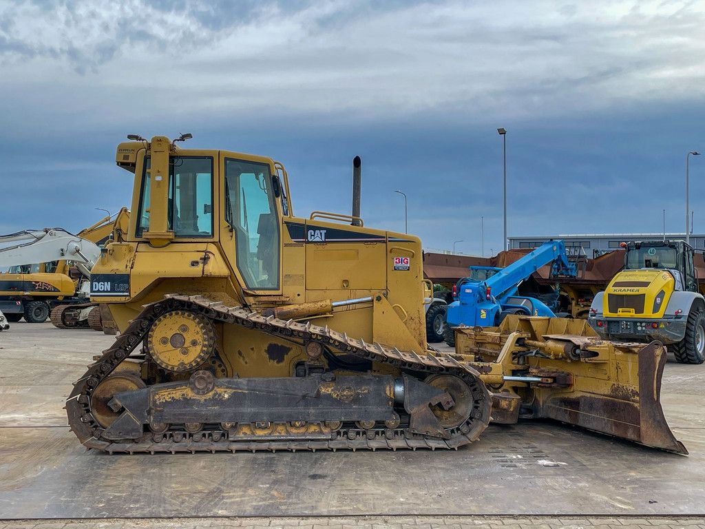 Caterpillar D6N LGP