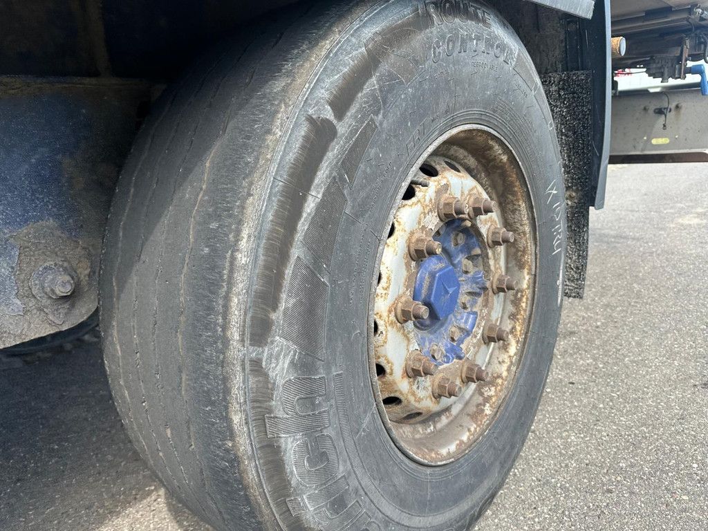 Gray and Adams Meat Hook Thermo King SLXE 400