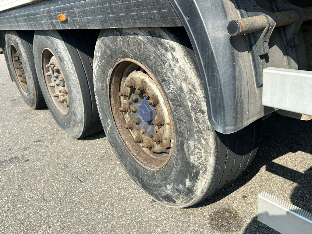 Gray and Adams Meat Hook Thermo King SLXE 400