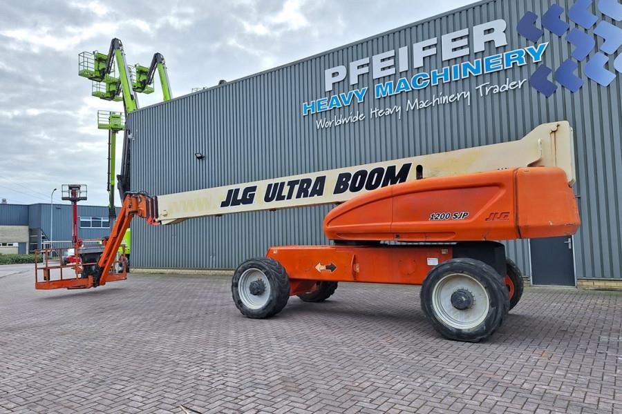 JLG 1200SJP Diesel, 38.7m Working Height, 23.5m Reach,