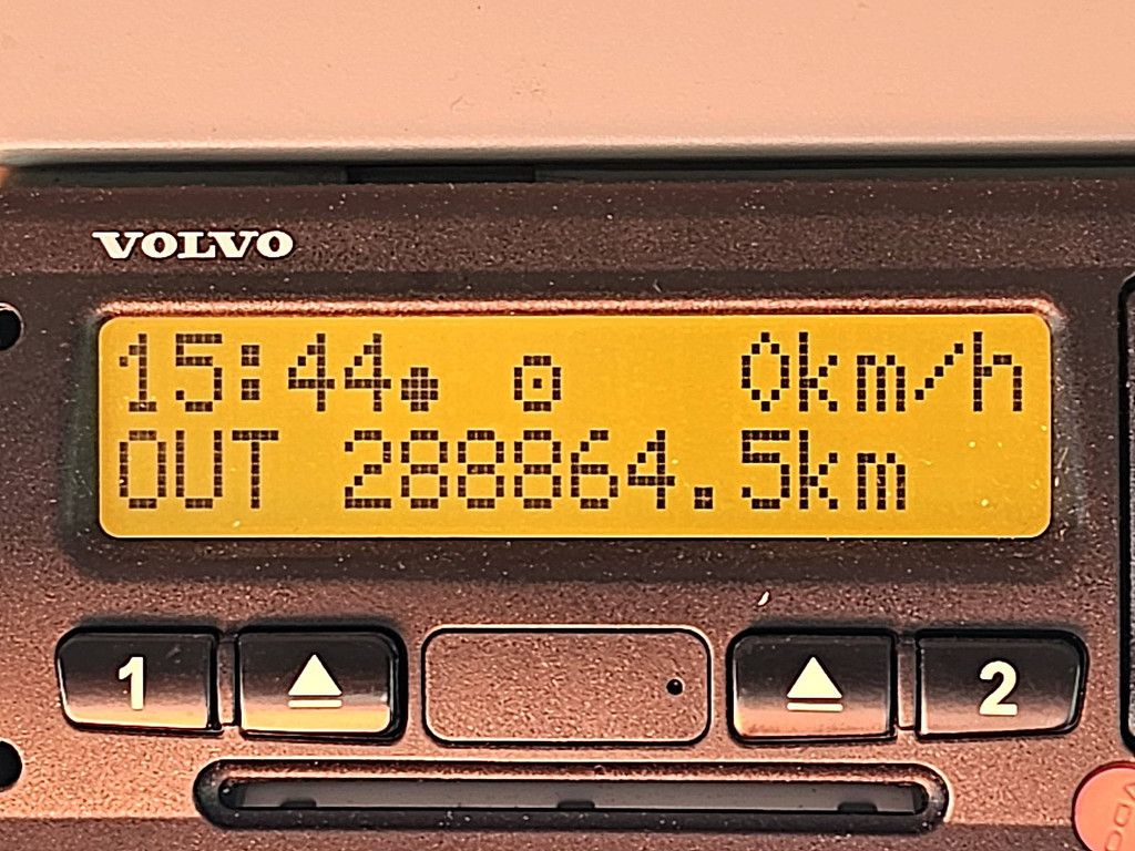 VOLVO FM 11.330 3 seats lift 290tkm