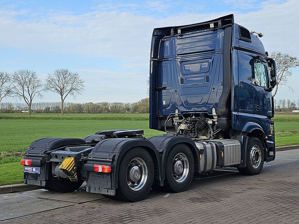 MERCEDES-BENZ ACTROS 2663