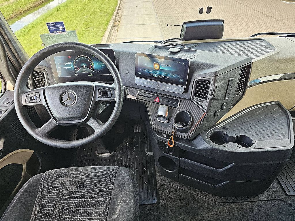 MERCEDES-BENZ ACTROS 2663