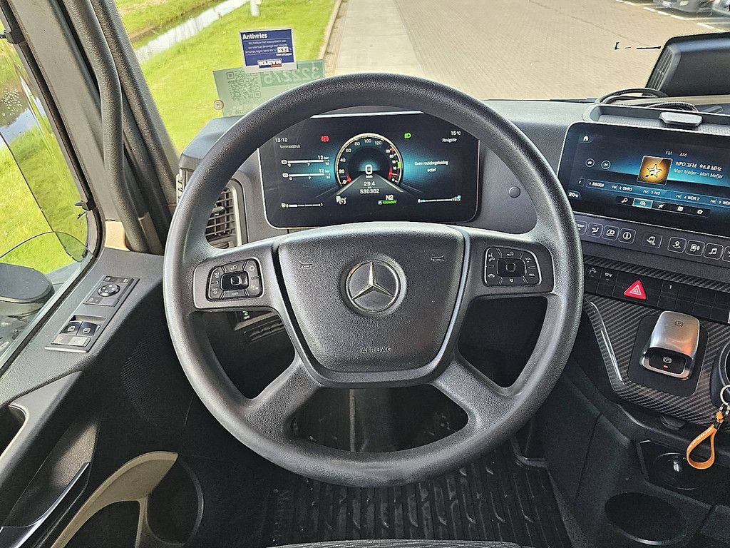 MERCEDES-BENZ ACTROS 2663