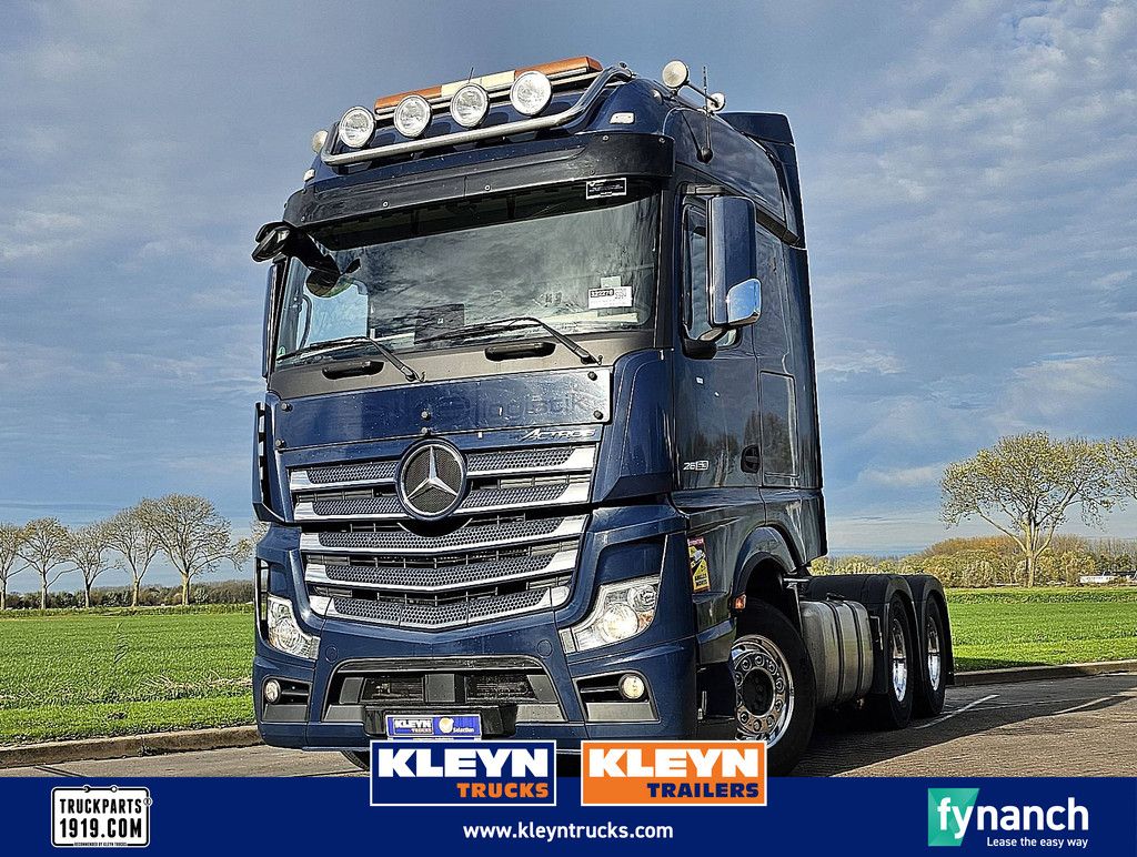 MERCEDES-BENZ ACTROS 2663