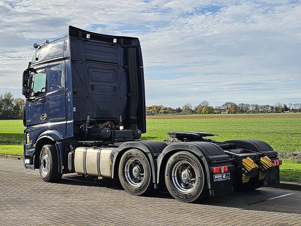 MERCEDES-BENZ ACTROS 2663