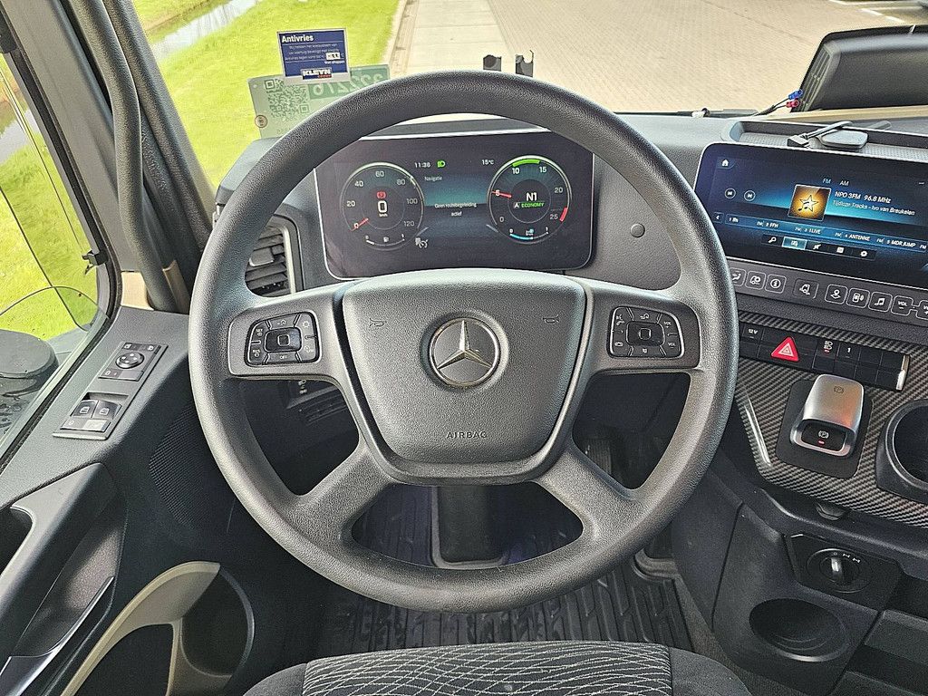 MERCEDES-BENZ ACTROS 2663