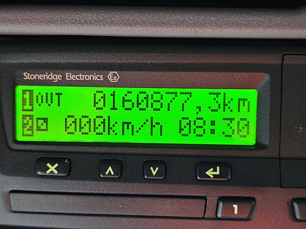 MERCEDES-BENZ ATEGO 818