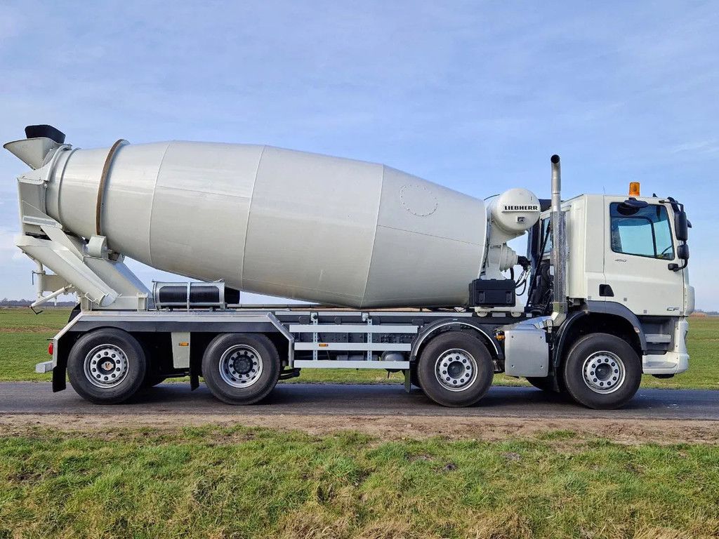 DAF CF 450 8x2 FAX 41,5-tons WSG met Liebherr betonmixer 12m3