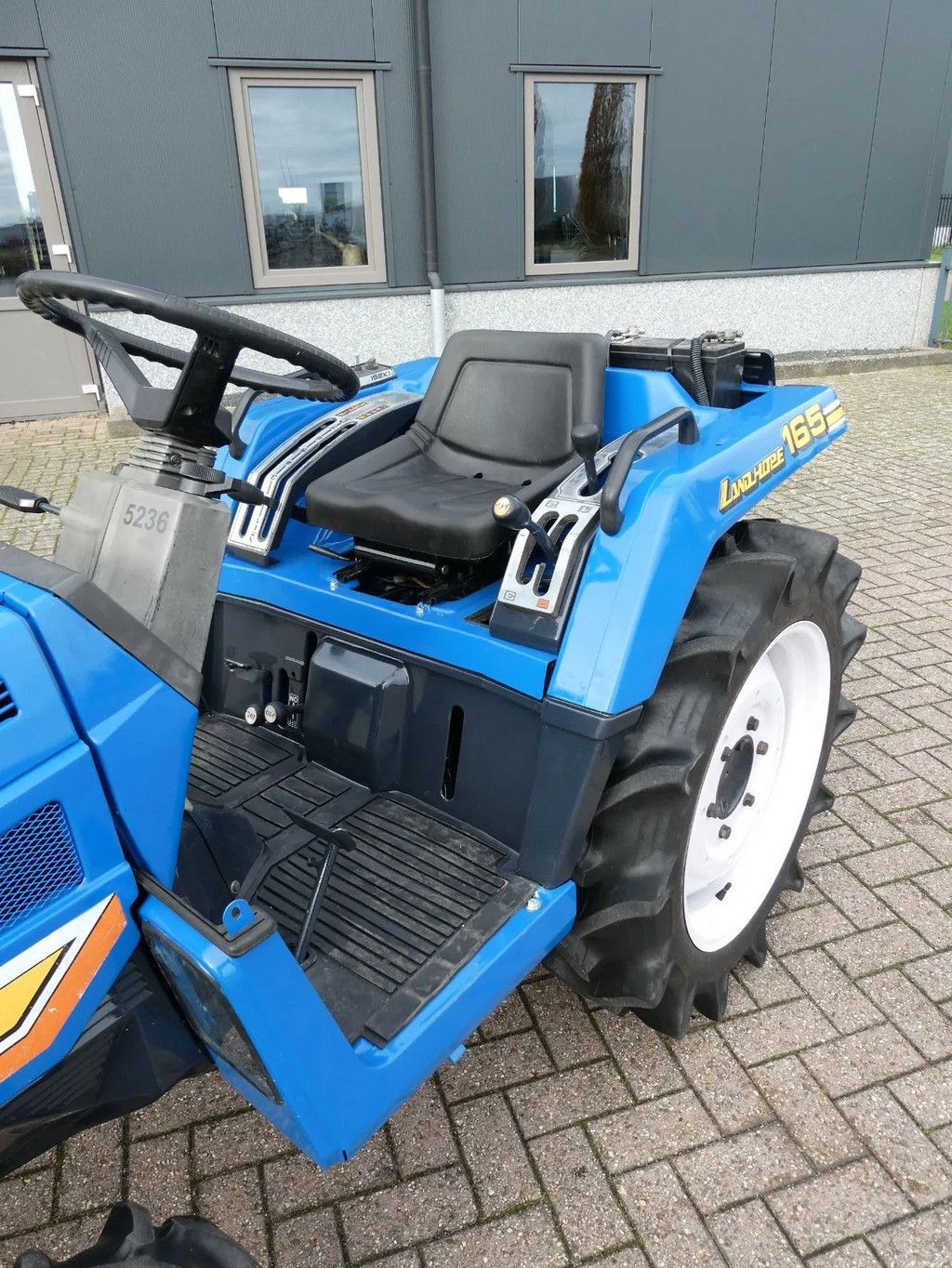 Iseki Landhope TU165 4wd / 1233 Draaiuren / Zijschakeling