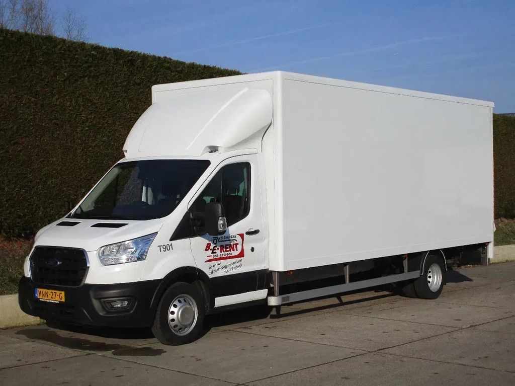 Ford Transit bakwagen 5,8 m.