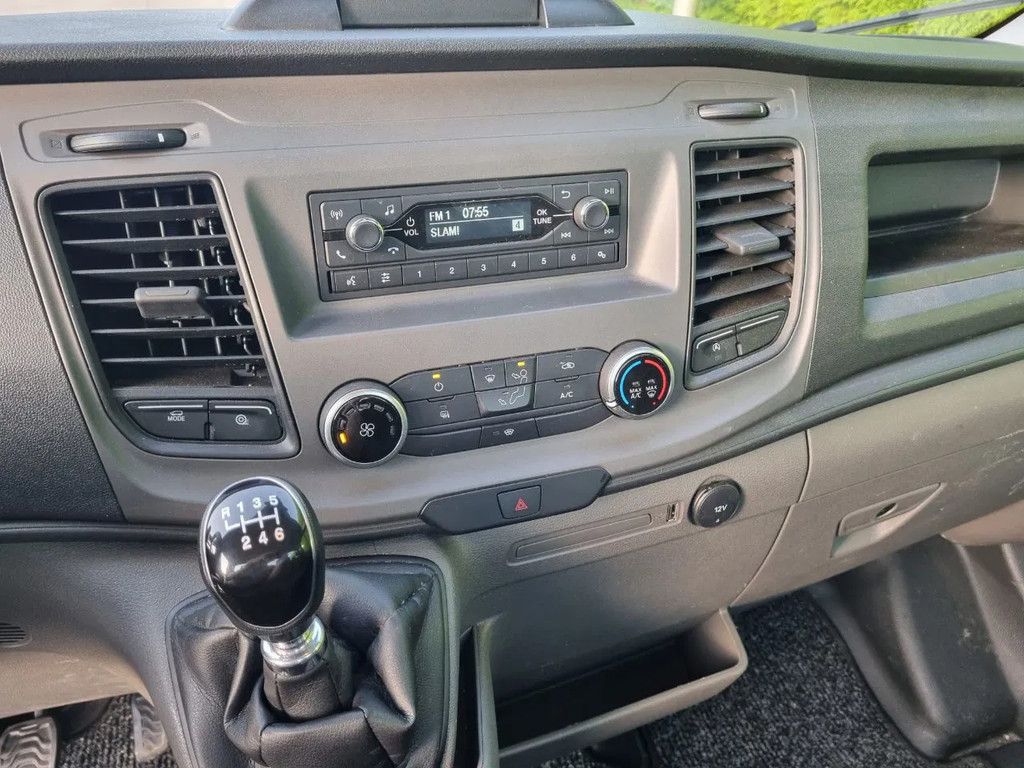 Ford Transit 35-17 B-E trekker