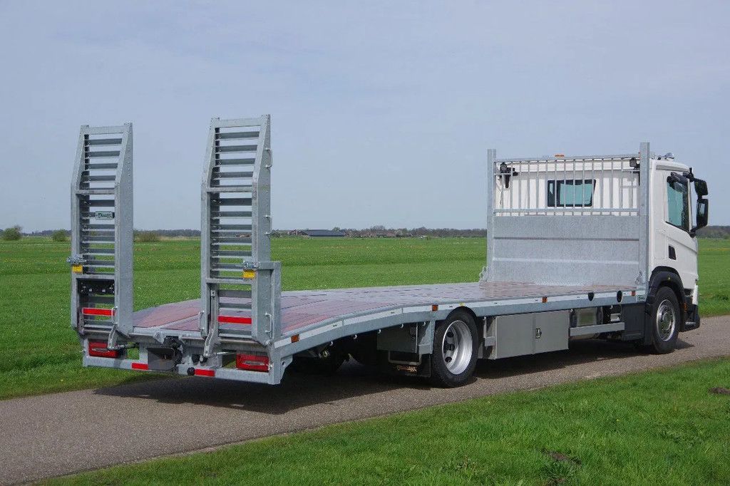 Scania P280 21,5-tons oprijwagen 21-77 Veldhuizen