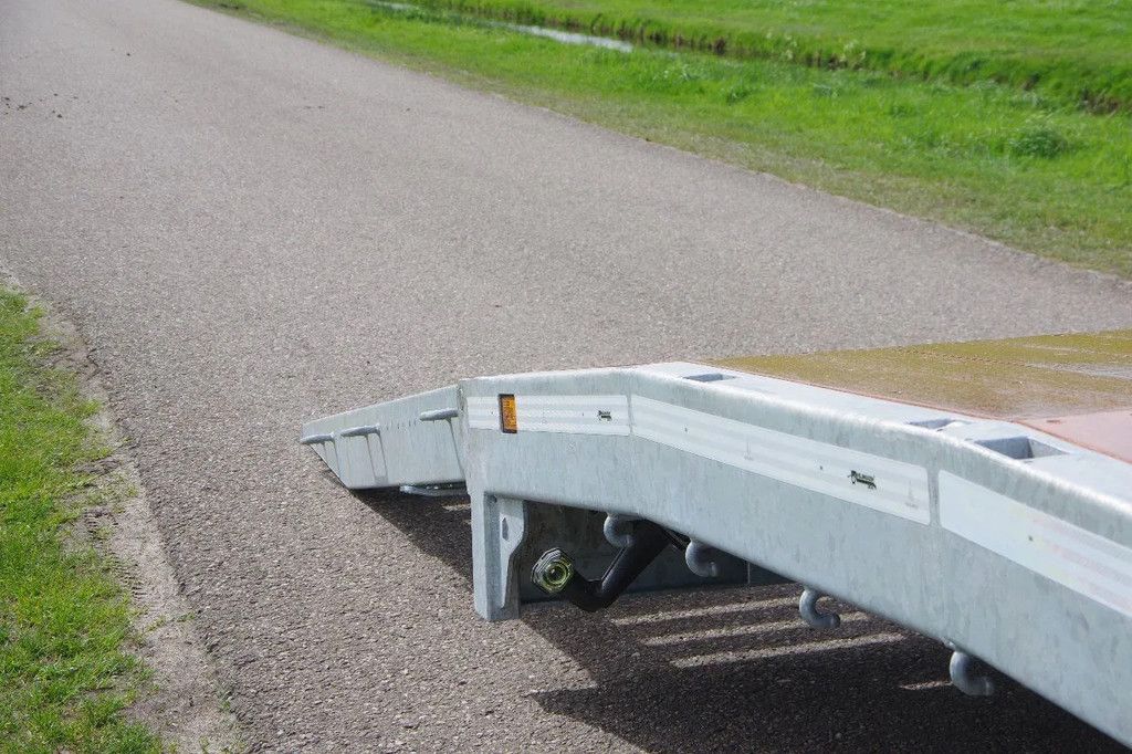 Scania P280 21,5-tons oprijwagen 21-77 Veldhuizen