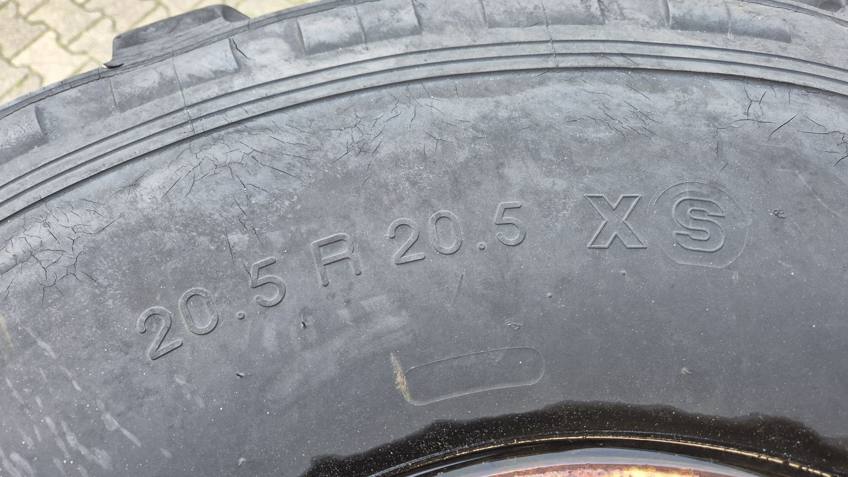 Michelin 525/65R20.5 Michelin XS op 10 gaats velg 20.5R20.5