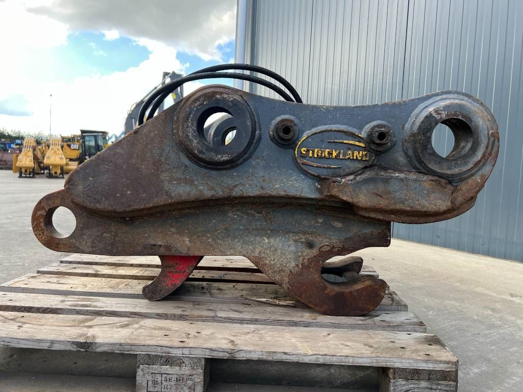 Miller Caterpillar 325 / 329 Geith