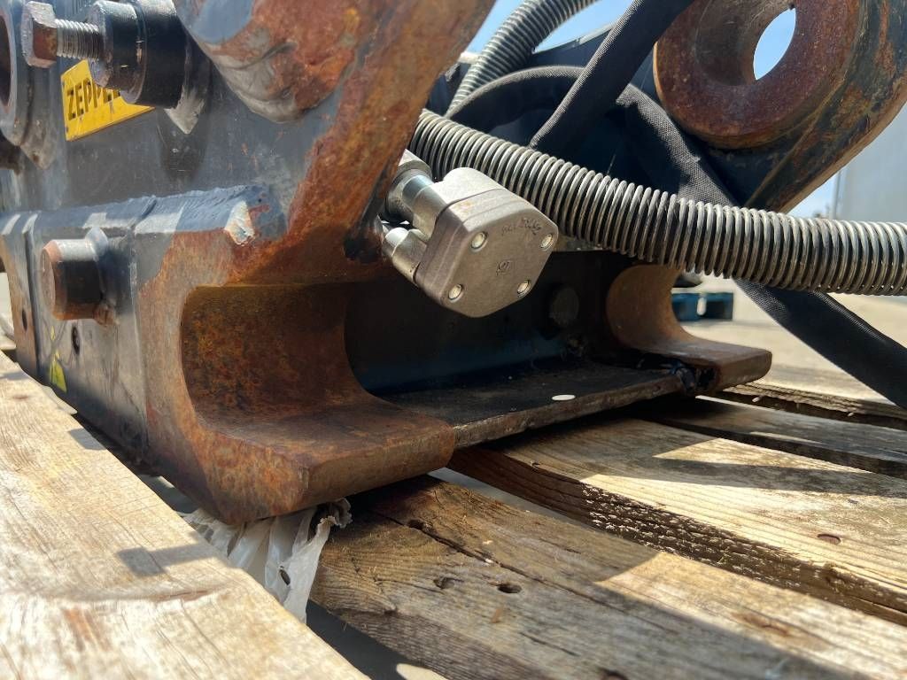 OilQuick OQ65 - M314F / M316F / M318F