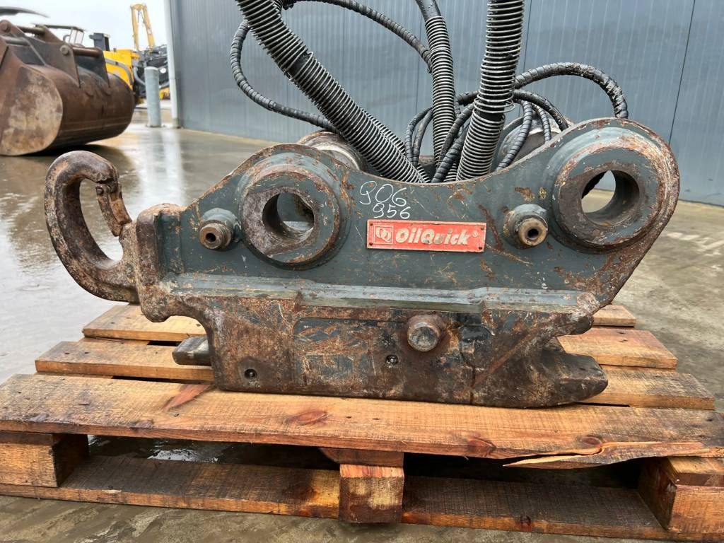 OilQuick OQ70/55 - 323D